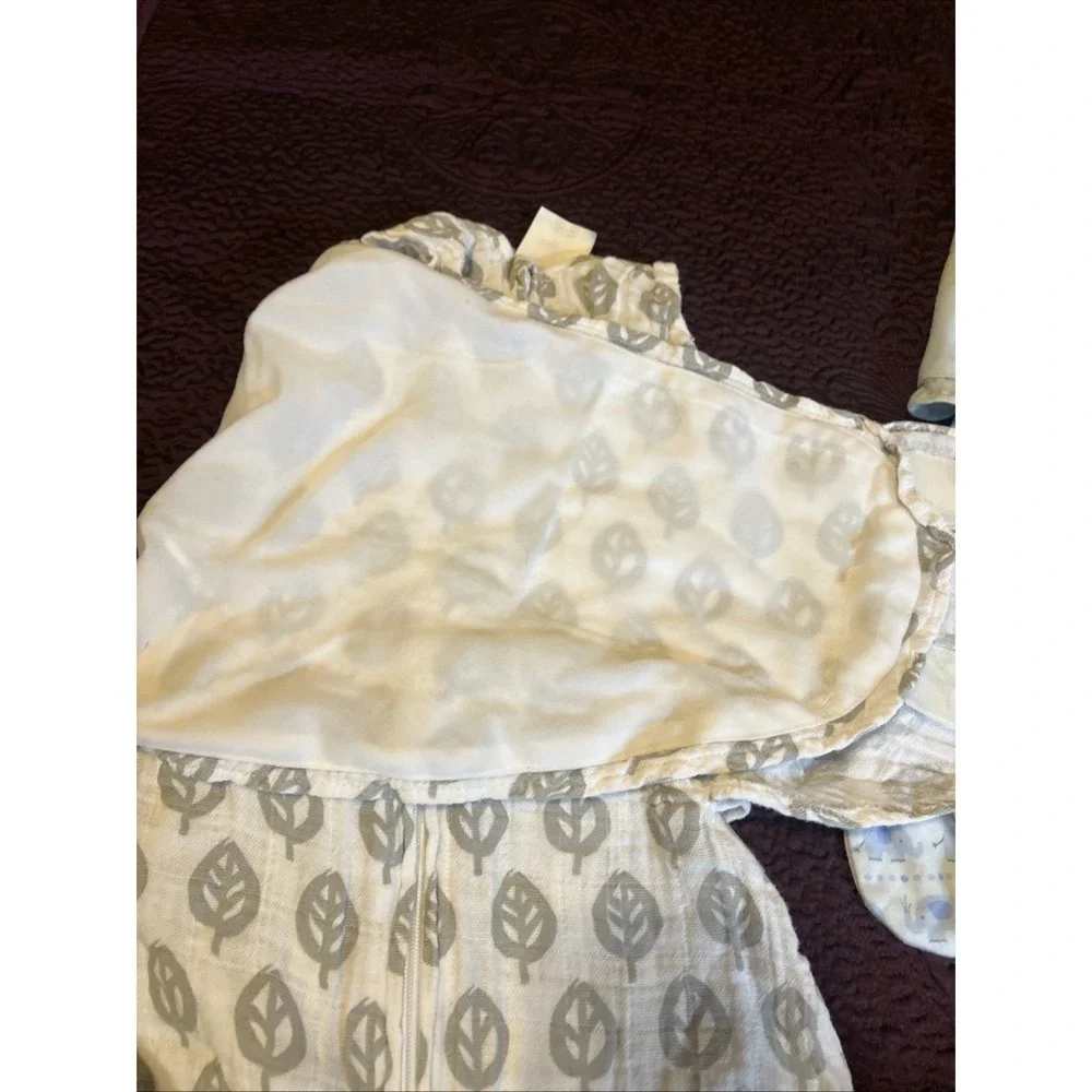 Lot of 2 HALO SleepSack Swaddle Small 3-6 Months Gray Leaves Blue Elephants Used